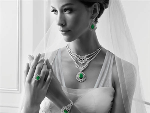 مجوهرات العروس من ماركة لازوردي الصور خاصة بالماركة / يلا نتجوز
